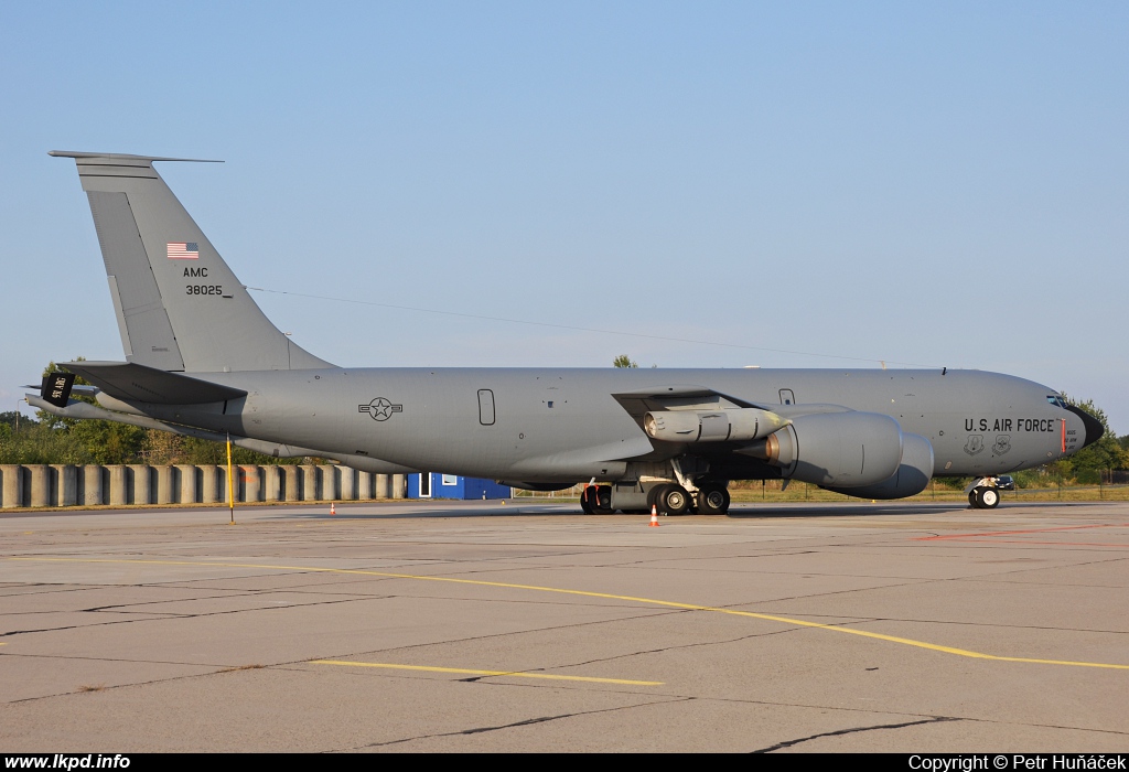 USAF – Boeing KC-135R Stratotanker 63-8025