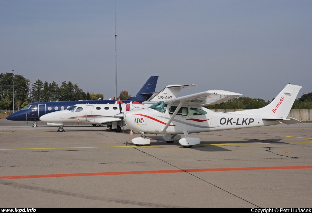 Bemoair – Cessna 182R OK-LKP