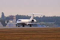 FJ900 – Bombardier BD700-1A11 Global 5000 N821AM