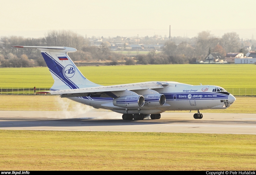 Volga-Dnepr Airlines – Iljuin IL-76TD-90VD  RA-76511