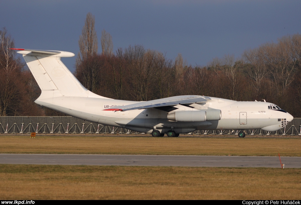 Zet Avia – Iljuin IL-76TD UR-CIG