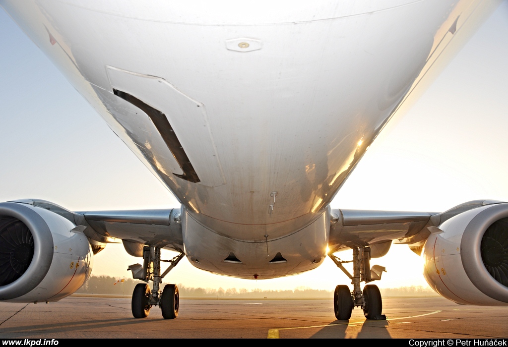 Helvetic Airways – Embraer ERJ-190-100LR HB-JVL