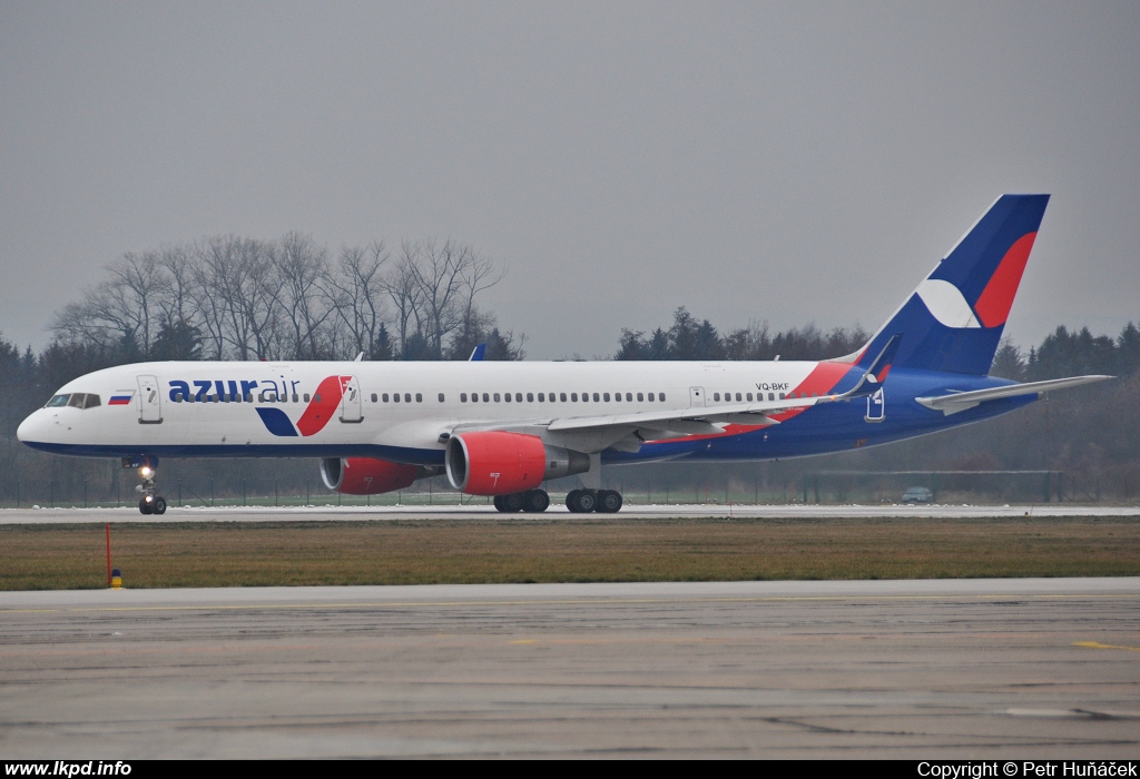 Azur Air – Boeing B757-2Q8 VQ-BKF