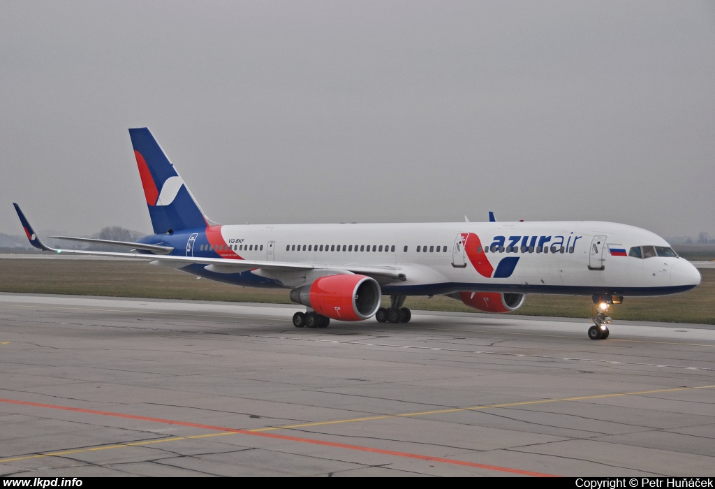 Azur Air – Boeing B757-2Q8 VQ-BKF