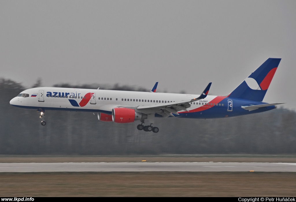 Azur Air – Boeing B757-2Q8 VQ-BKF