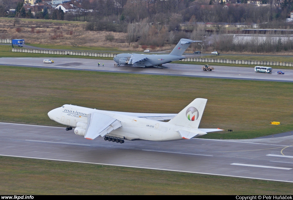 Maximus Air Cargo – Antonov AN-124-100 UR-ZYD