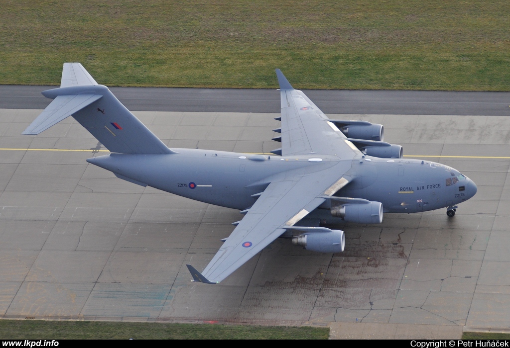 UK Air Force - RAF – McDonnell Douglas C-17A Globemaster ZZ175