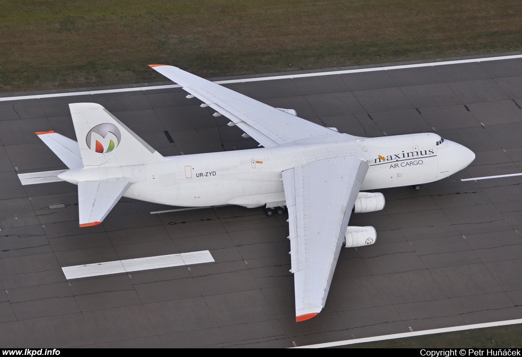 Maximus Air Cargo – Antonov AN-124-100 UR-ZYD