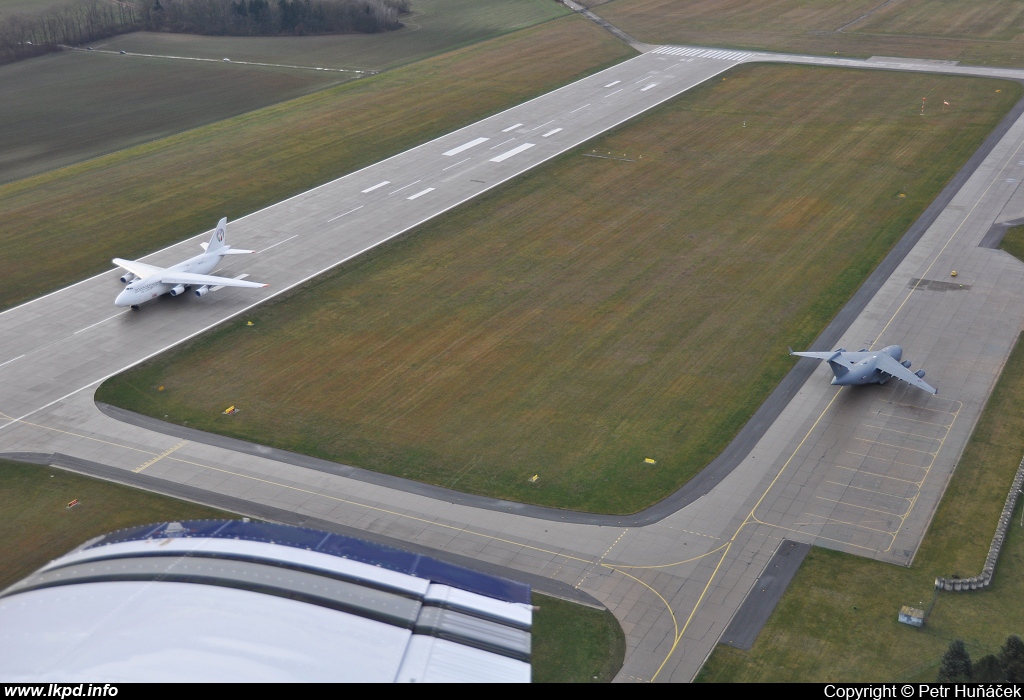 Maximus Air Cargo – Antonov AN-124-100 UR-ZYD