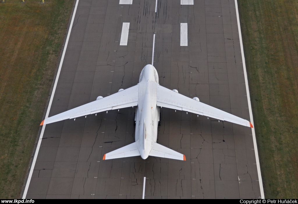 Maximus Air Cargo – Antonov AN-124-100 UR-ZYD