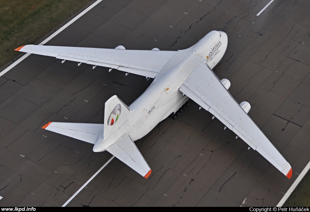 Maximus Air Cargo – Antonov AN-124-100 UR-ZYD