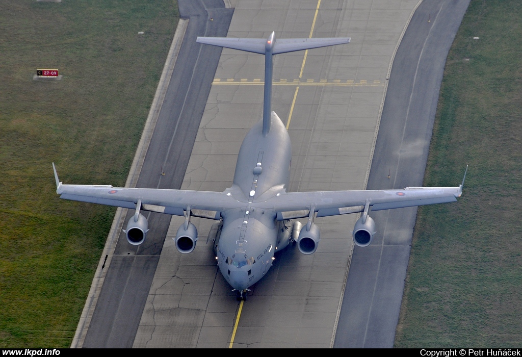 UK Air Force - RAF – McDonnell Douglas C-17A Globemaster ZZ175