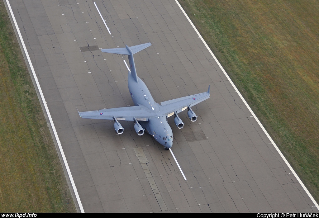 UK Air Force - RAF – McDonnell Douglas C-17A Globemaster ZZ175