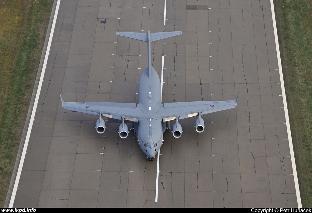 UK Air Force - RAF – McDonnell Douglas C-17A Globemaster ZZ175