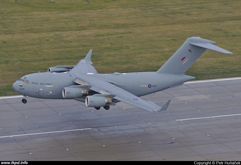 UK Air Force - RAF – McDonnell Douglas C-17A Globemaster ZZ175