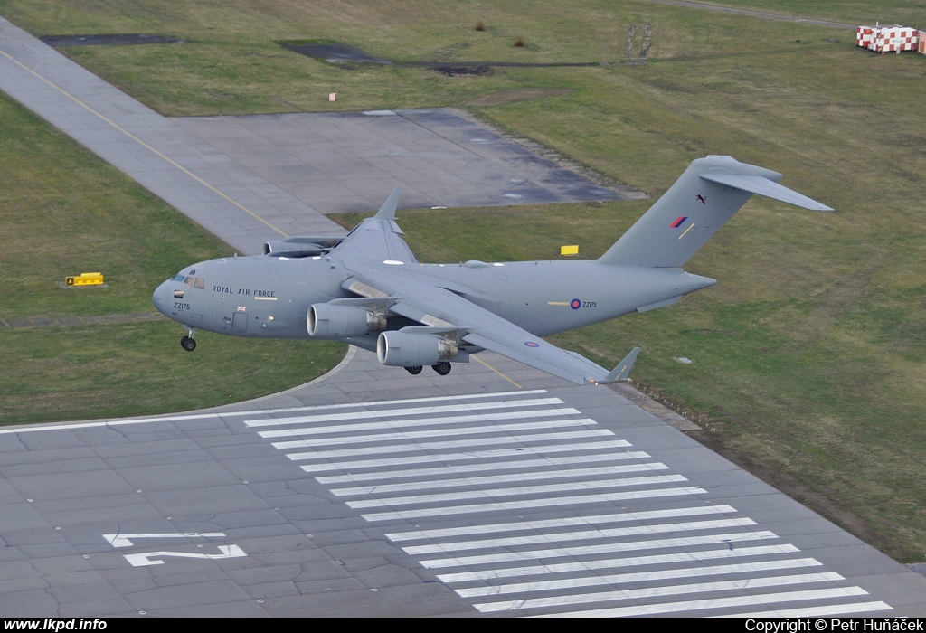 UK Air Force - RAF – McDonnell Douglas C-17A Globemaster ZZ175