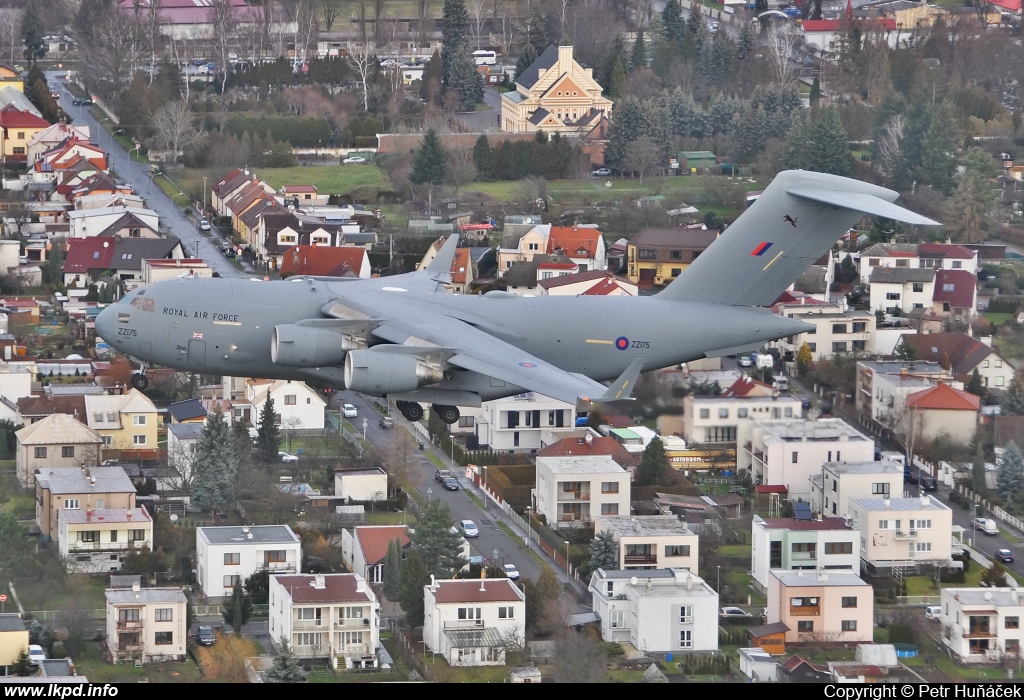 UK Air Force - RAF – McDonnell Douglas C-17A Globemaster ZZ175