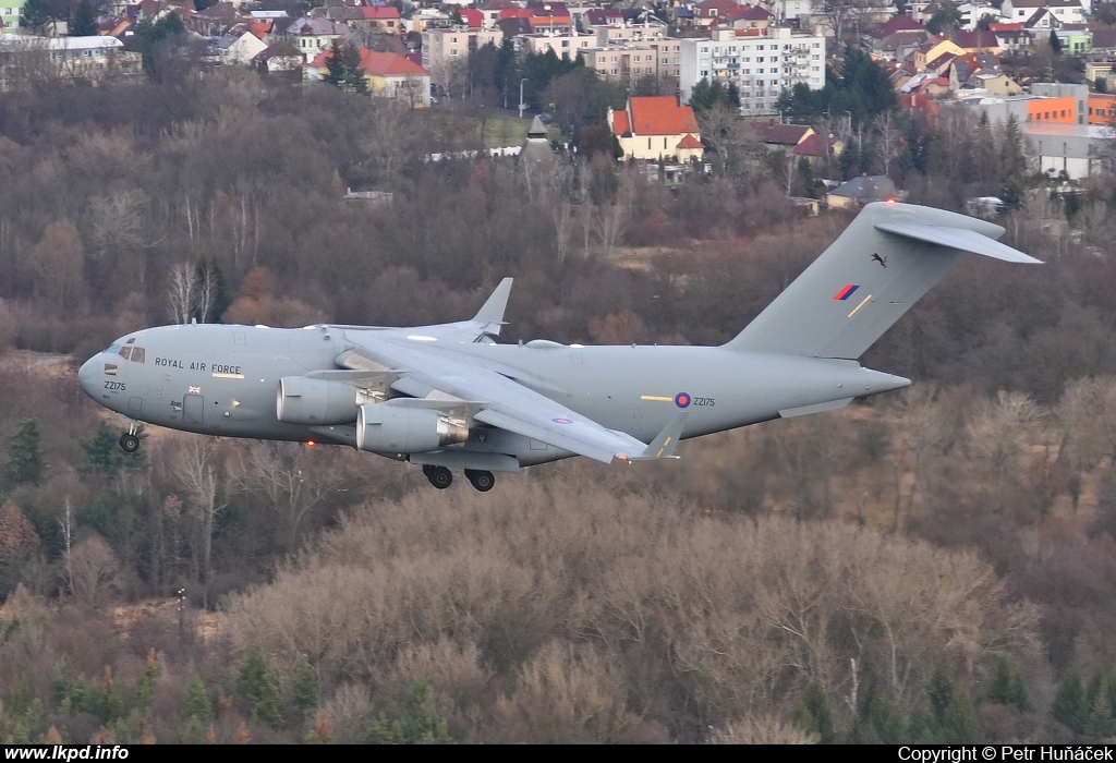 UK Air Force - RAF – McDonnell Douglas C-17A Globemaster ZZ175