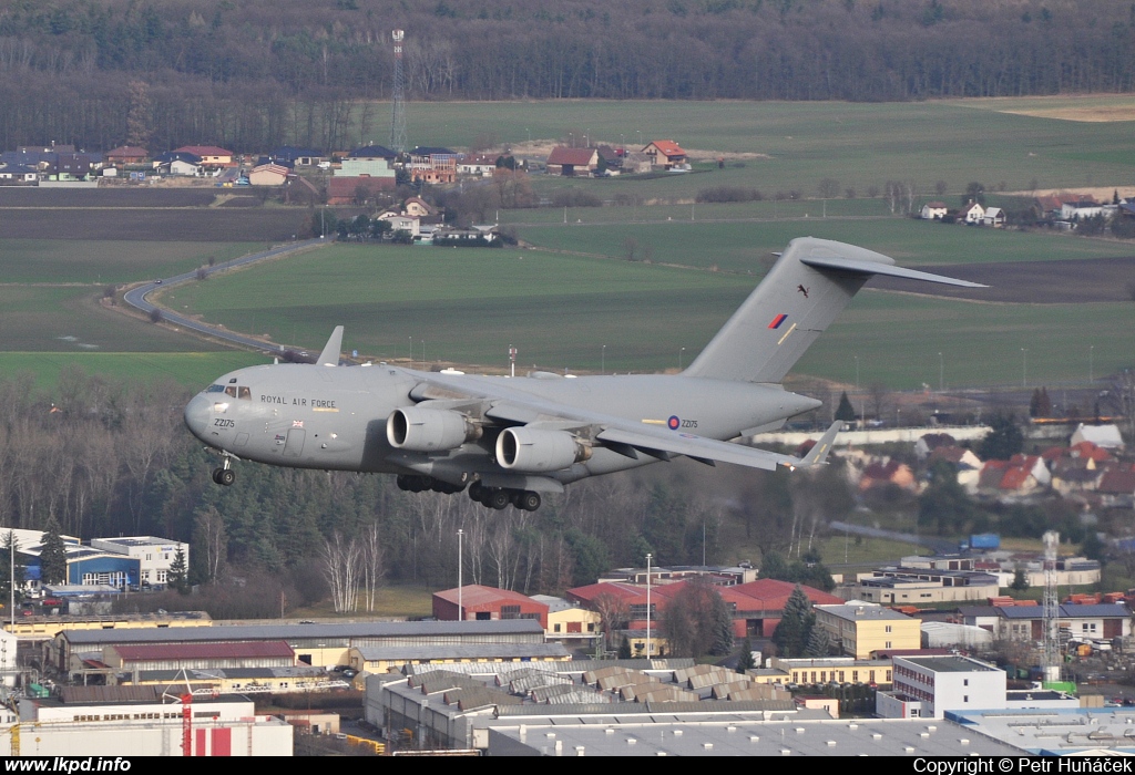 UK Air Force - RAF – McDonnell Douglas C-17A Globemaster ZZ175