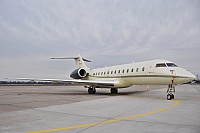 Tiriac Air – Bombardier BD700-1A11 Global 5000 YR-TIK