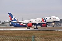 Azur Air – Boeing B757-28A VP-BAS