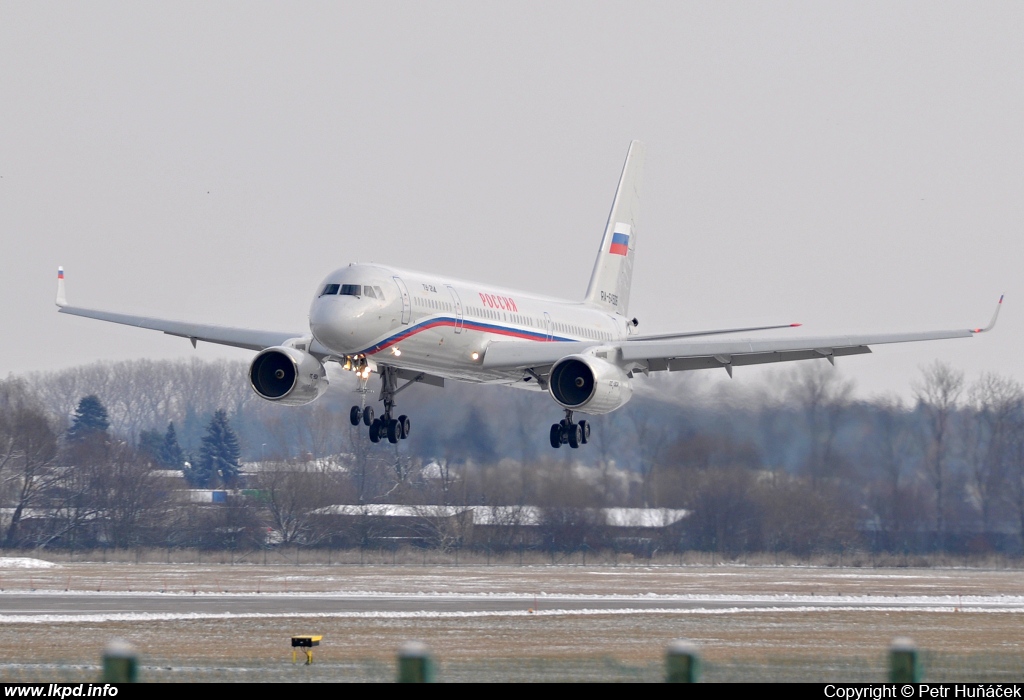 Rossia – Tupolev TU-214 RA-64506