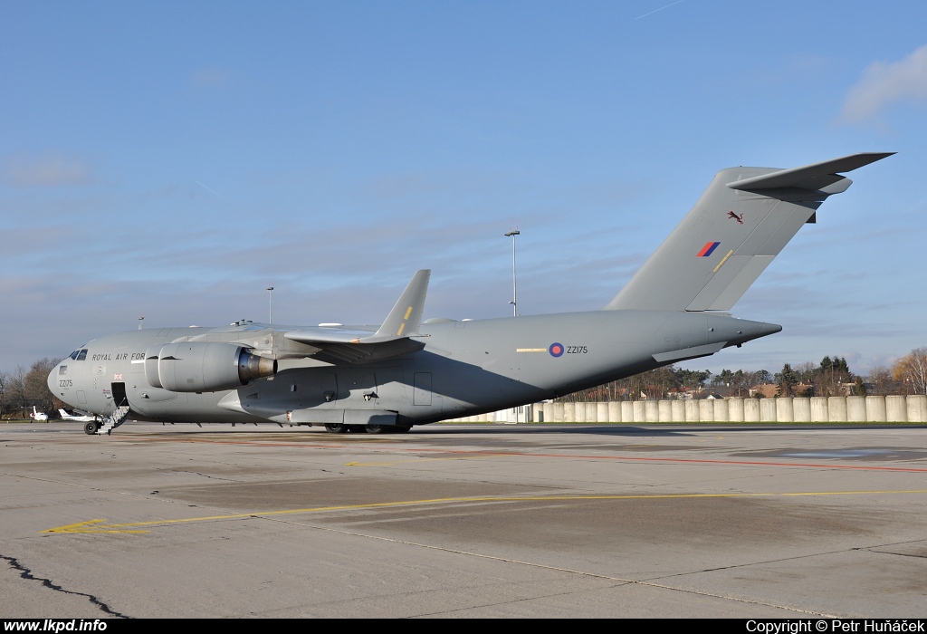 UK Air Force - RAF – McDonnell Douglas C-17A Globemaster ZZ175