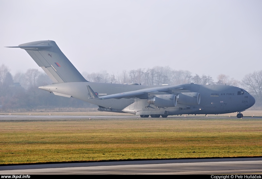 UK Air Force - RAF – McDonnell Douglas C-17A Globemaster ZZ175