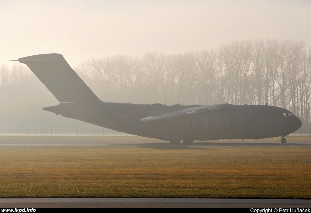 UK Air Force - RAF – McDonnell Douglas C-17A Globemaster ZZ175