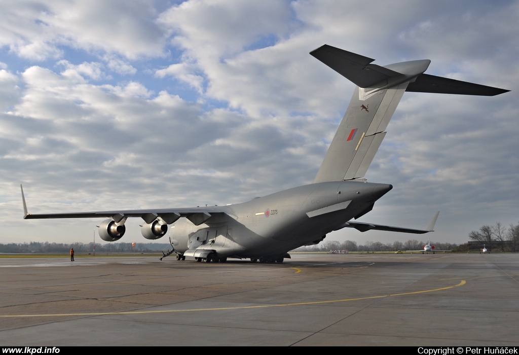 UK Air Force - RAF – McDonnell Douglas C-17A Globemaster ZZ175