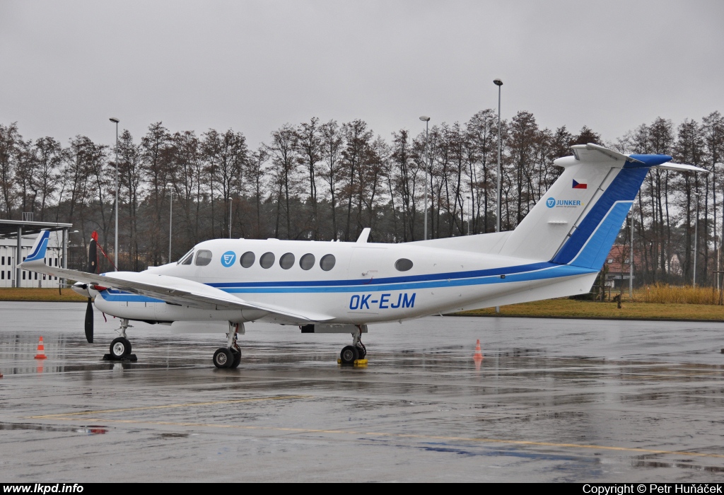 Junker – Beech 200GT/250 OK-EJM