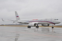 Rossia – Tupolev TU-214 RA-64506