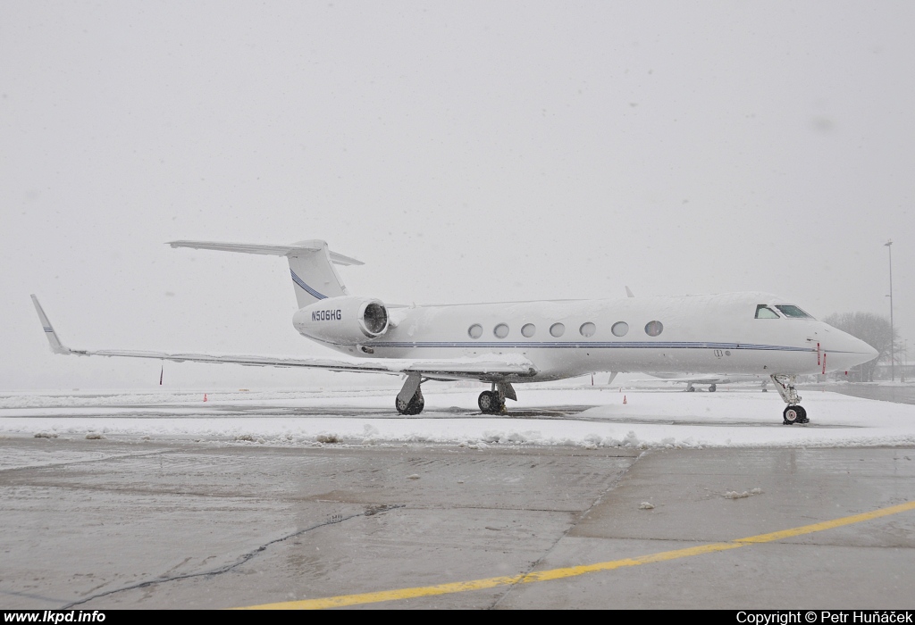 Kimberly&Clark – Gulfstream G-V-SP N506HG