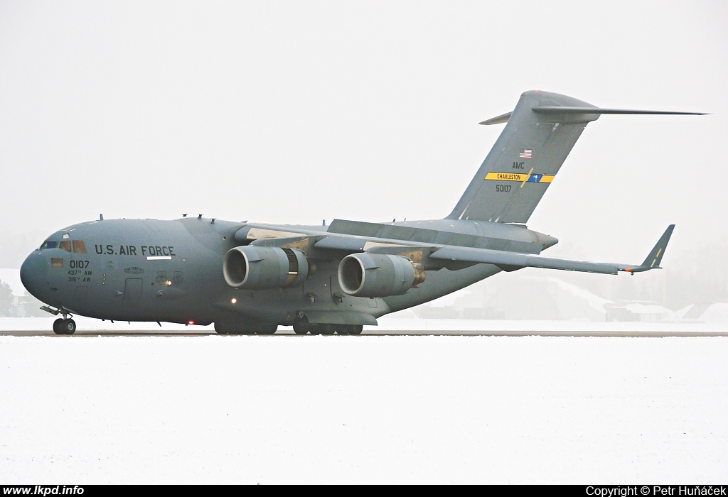 USAF – McDonnell Douglas C-17A Globemaster 95-0107