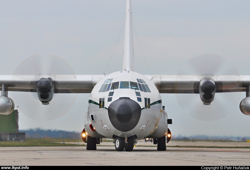 Algeria Air Force – Lockheed C-130H-30 Hercules 7T-WHN