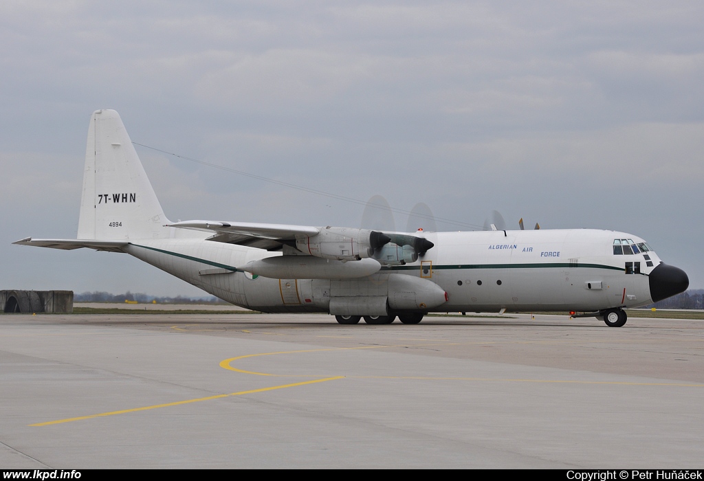 Algeria Air Force – Lockheed C-130H-30 Hercules 7T-WHN