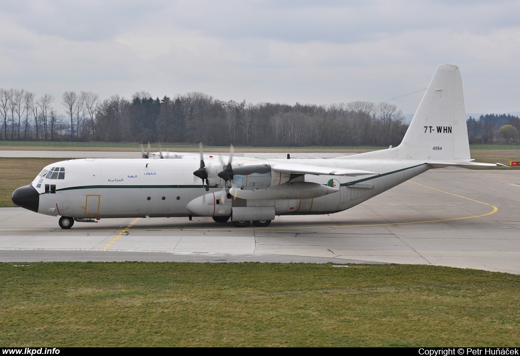 Algeria Air Force – Lockheed C-130H-30 Hercules 7T-WHN