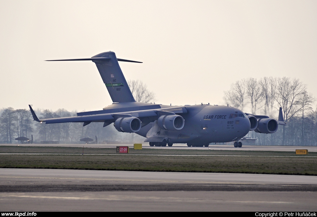 USAF – McDonnell Douglas C-17A Globemaster 08-8197