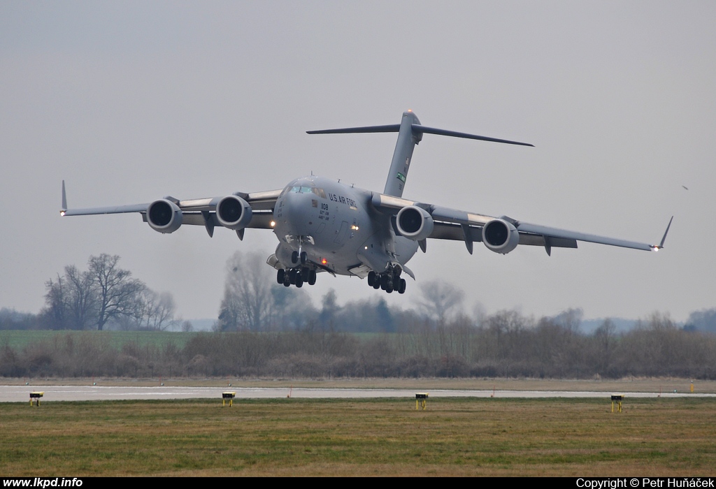 USAF – McDonnell Douglas C-17A Globemaster 02-1108