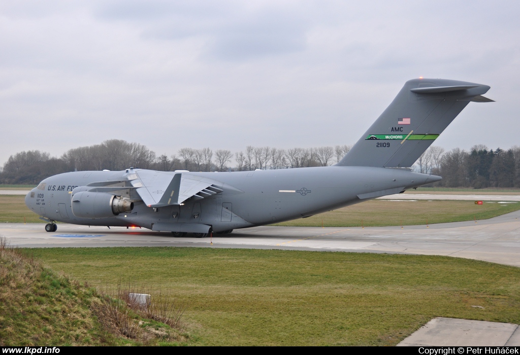 USAF – McDonnell Douglas C-17A Globemaster 02-1109