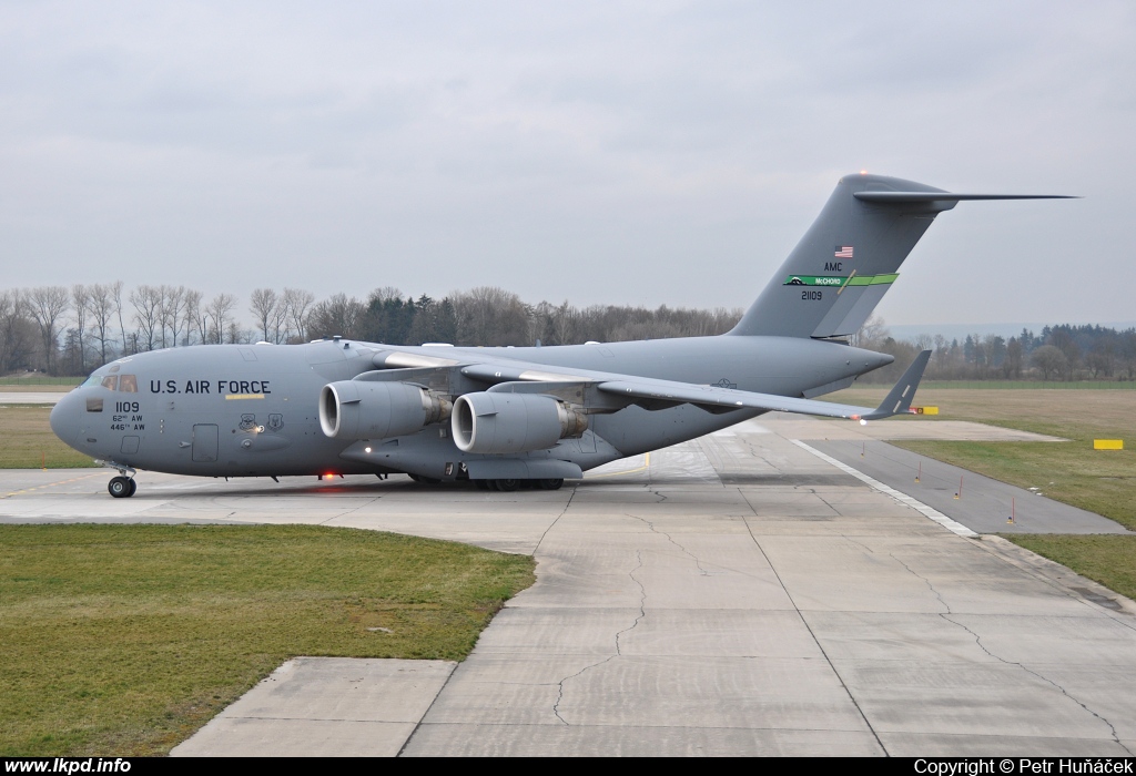 USAF – McDonnell Douglas C-17A Globemaster 02-1109