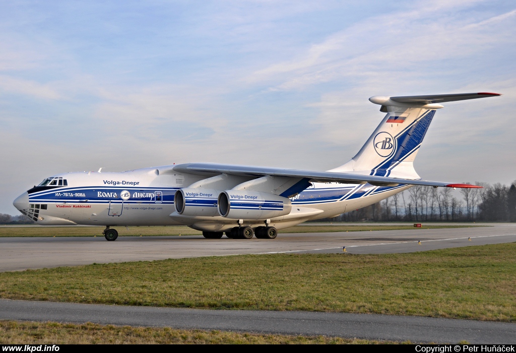 Volga-Dnepr Airlines – Iljuin IL-76TD-90VD  RA-76950