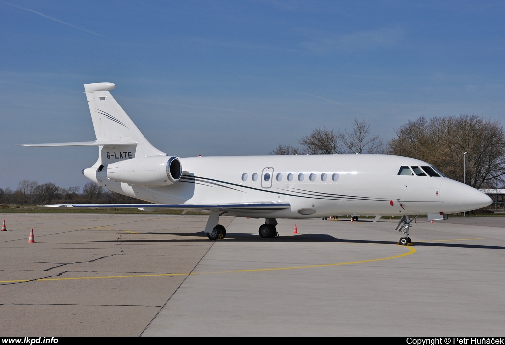 Private/Soukrom – Dassault Aviation Falcon 2000EX G-LATE