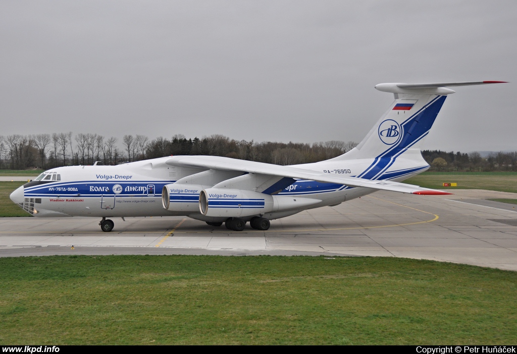 Volga-Dnepr Airlines – Iljuin IL-76TD-90VD  RA-76950