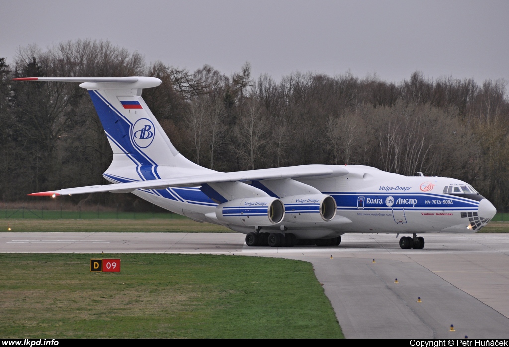 Volga-Dnepr Airlines – Iljuin IL-76TD-90VD  RA-76950