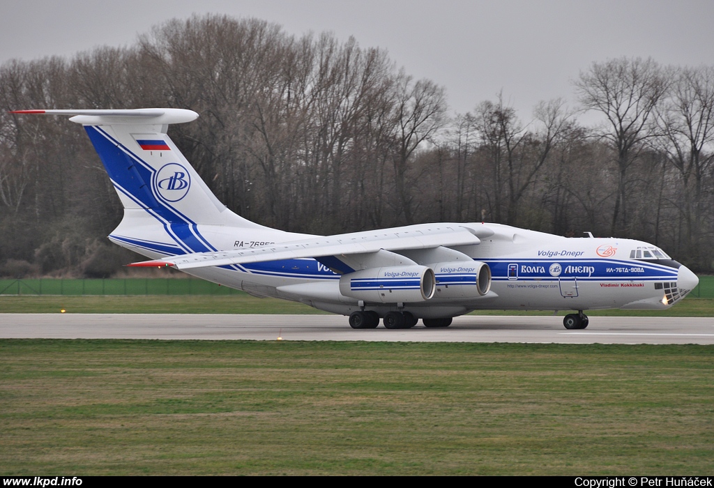Volga-Dnepr Airlines – Iljuin IL-76TD-90VD  RA-76950