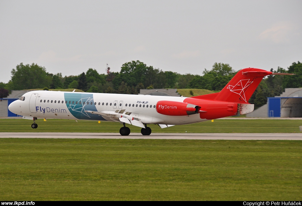 Denim Air – Fokker 100 PH-MJP