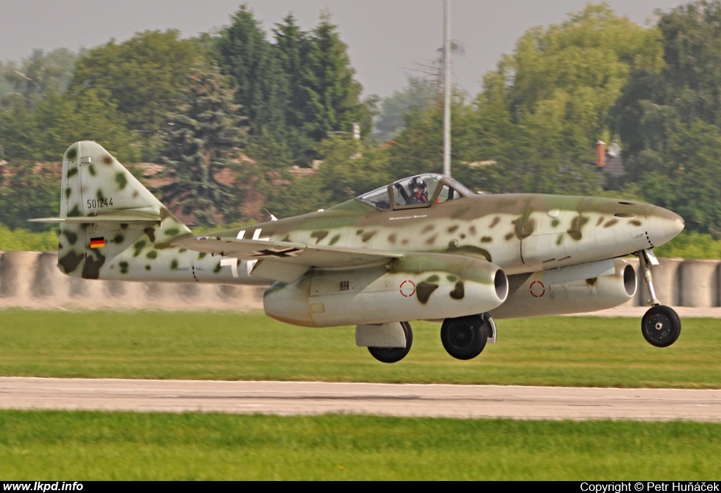 Private/Soukrom – MESSERSCHMITT Me-262A-1C D-IMTT