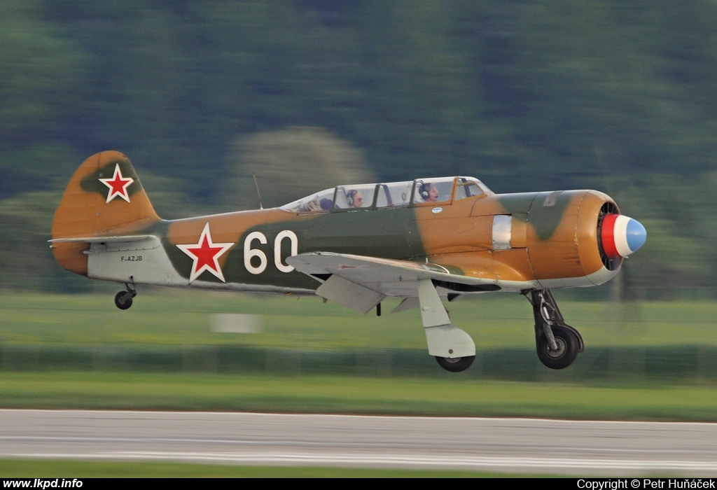 Private/Soukrom – Let C-11 (Yak-11) F-AZJB