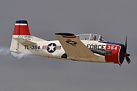 Private/Soukrom – North American T-28B N1328B